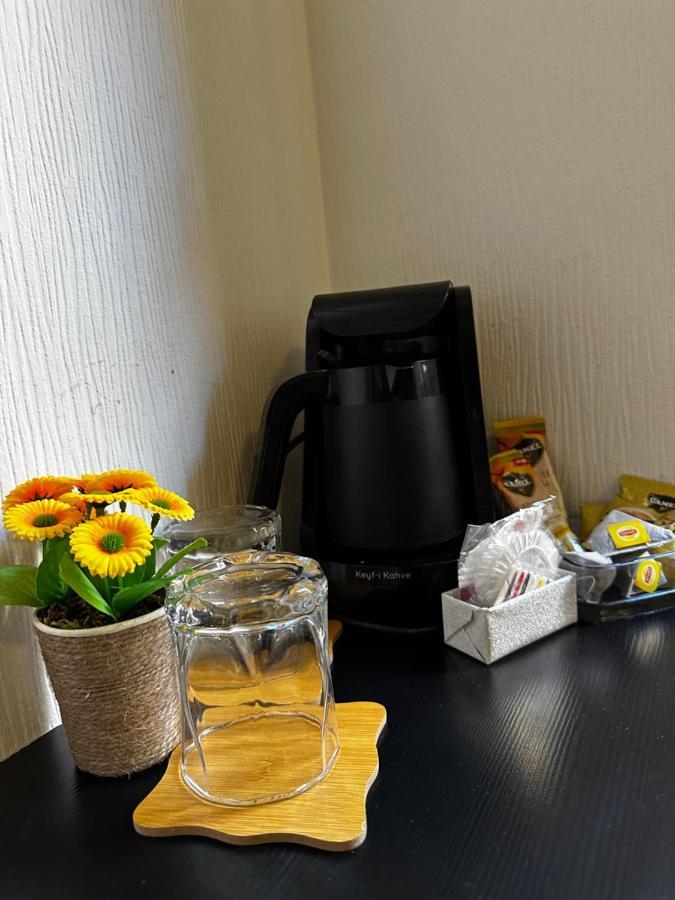 Lucas Hotel Tbilisi ภายนอก รูปภาพ