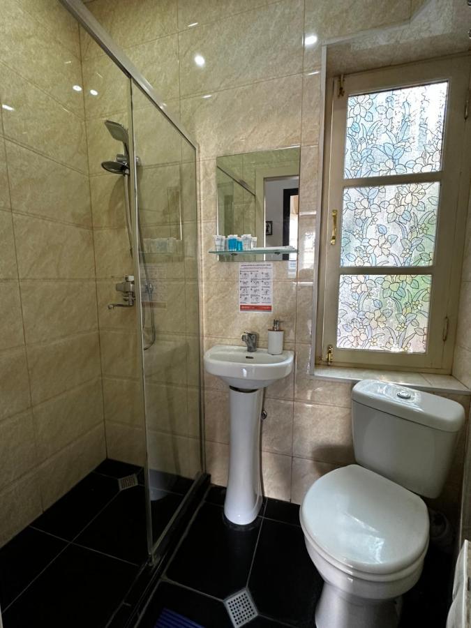Lucas Hotel Tbilisi ภายนอก รูปภาพ