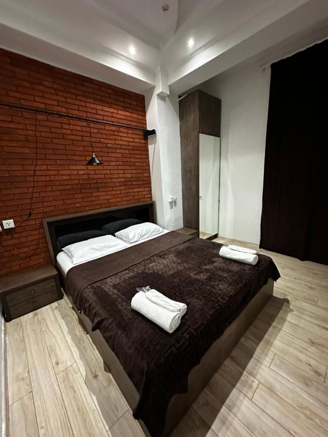 Lucas Hotel Tbilisi ภายนอก รูปภาพ